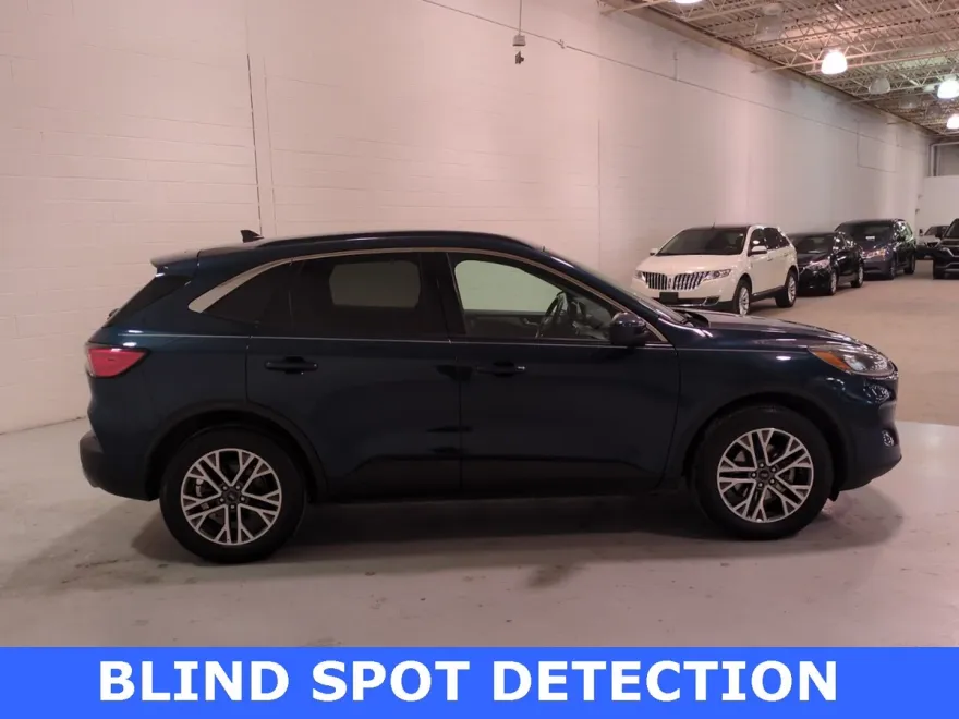2020 Ford Escape SEL photo 1