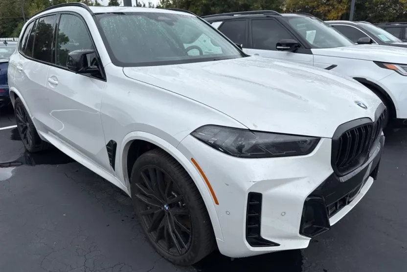 2024 Bmw X5 M60i photo 1