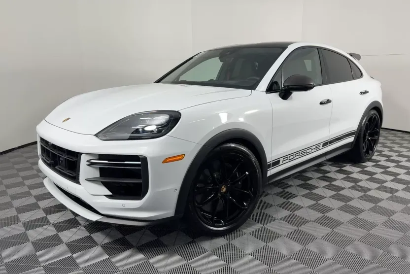 2026 Porsche Cayenne Coupe Turbo GT photo 1