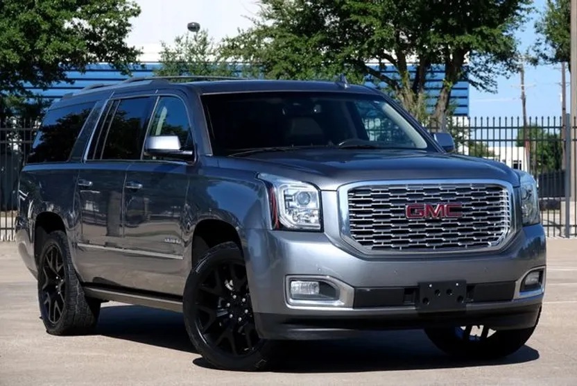 2018 Gmc Yukon XL Denali photo 1