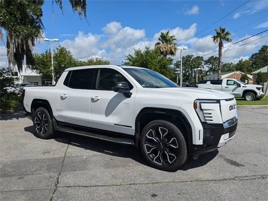 2025 Gmc Sierra EV Denali photo 1