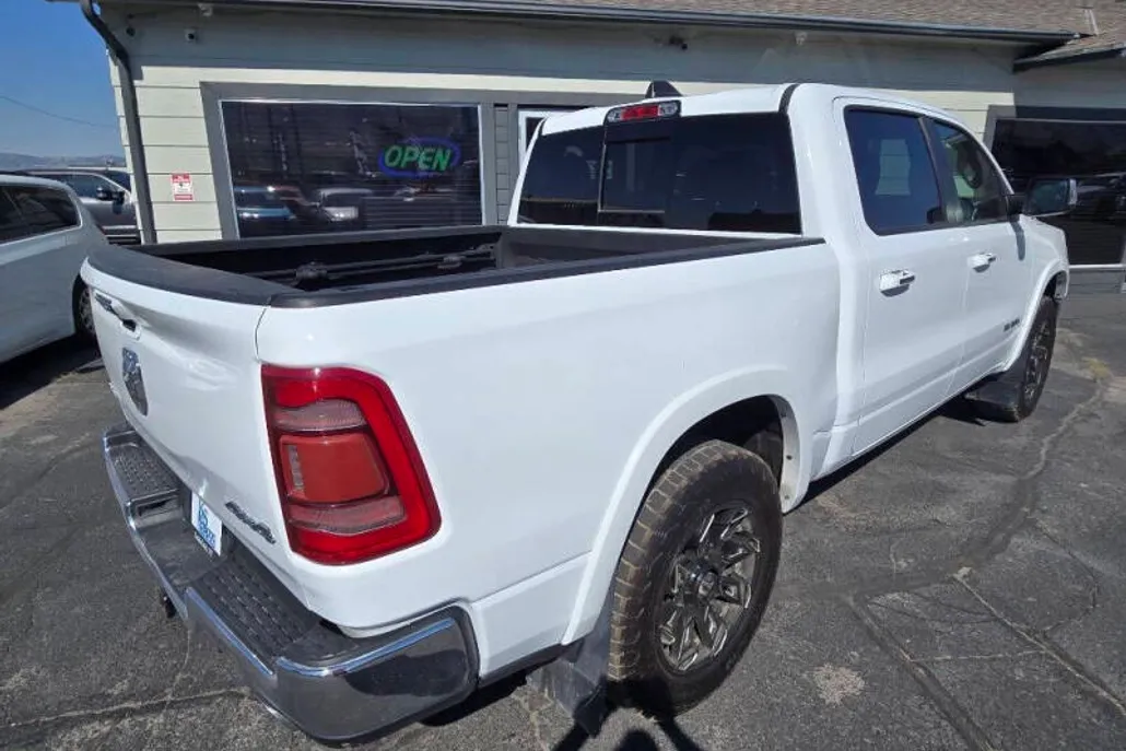 2020 Ram 1500 Laramie photo 1