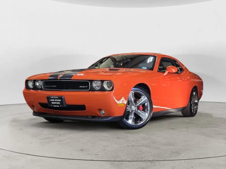 2010 Dodge Challenger SRT8 photo 1