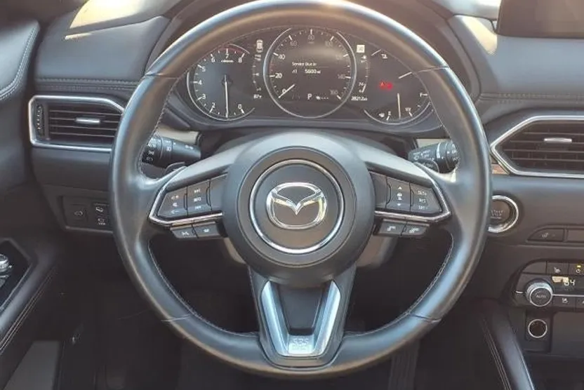 2021 Mazda CX-5 Signature photo 1