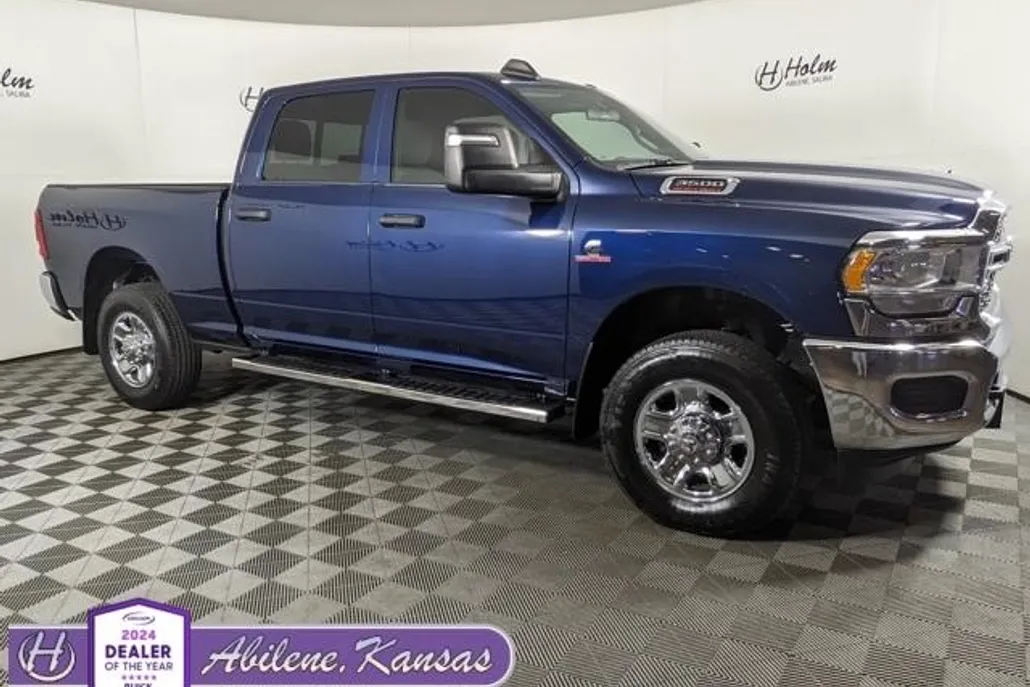 2024 Ram 3500 Tradesman photo 1