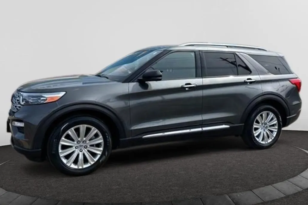 2020 Ford Explorer Limited photo 1