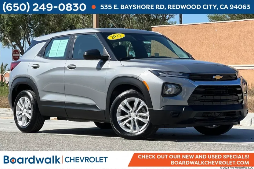 2023 Chevrolet Trailblazer LS photo 1