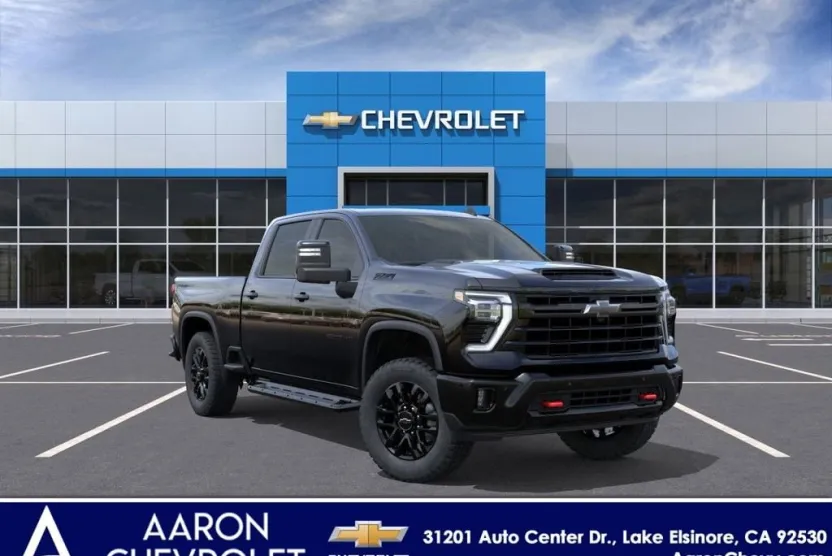 2025 Chevrolet Silverado 2500HD LT photo 1