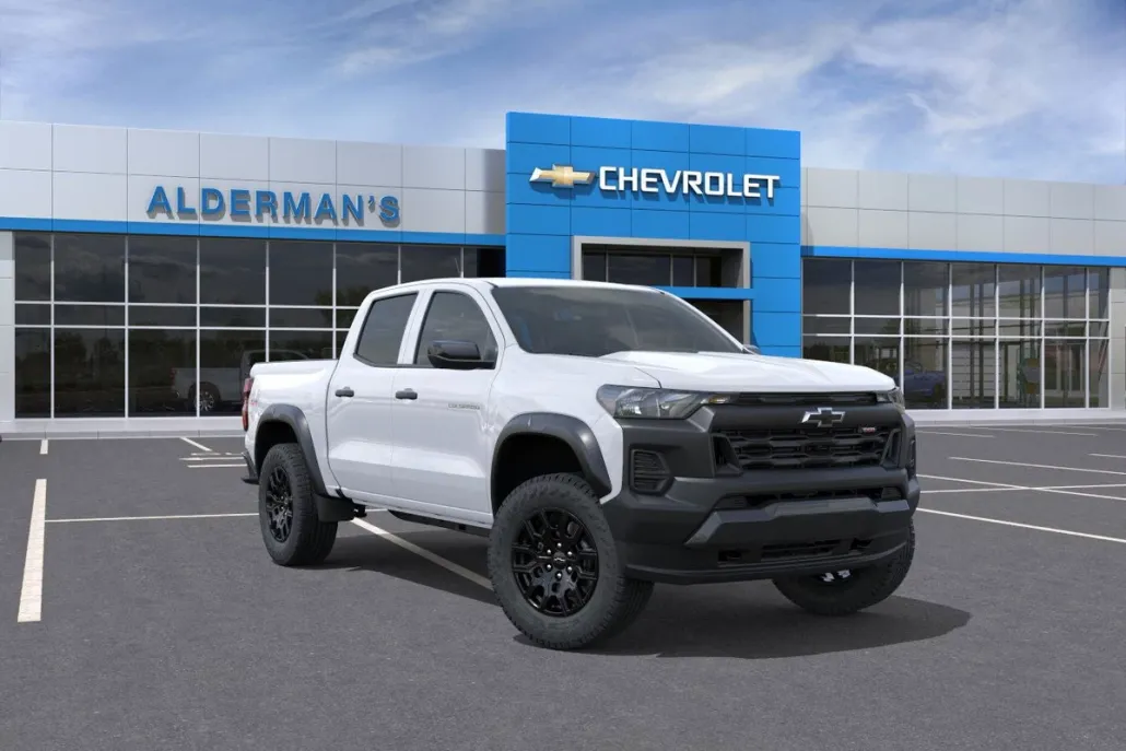 2026 Chevrolet Colorado Trail Boss photo 1