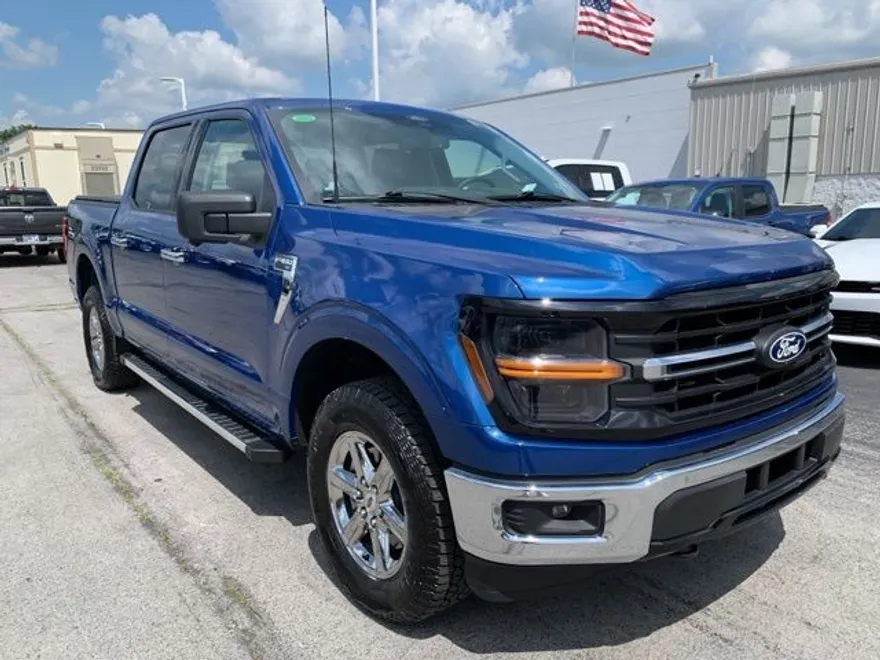 2024 Ford F-150 XLT photo 1