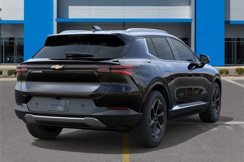 2025 Chevrolet Equinox EV 1LT photo 1