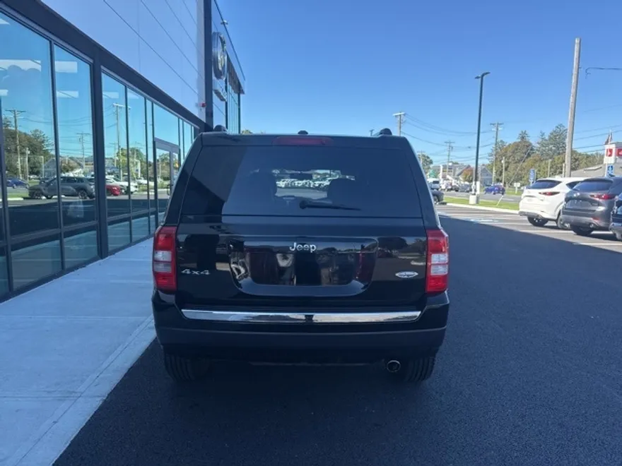 2016 Jeep Patriot High Altitude photo 1