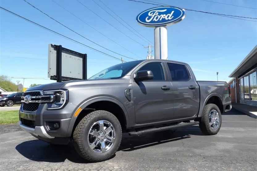 2018 Ford Maverick XLT photo 1