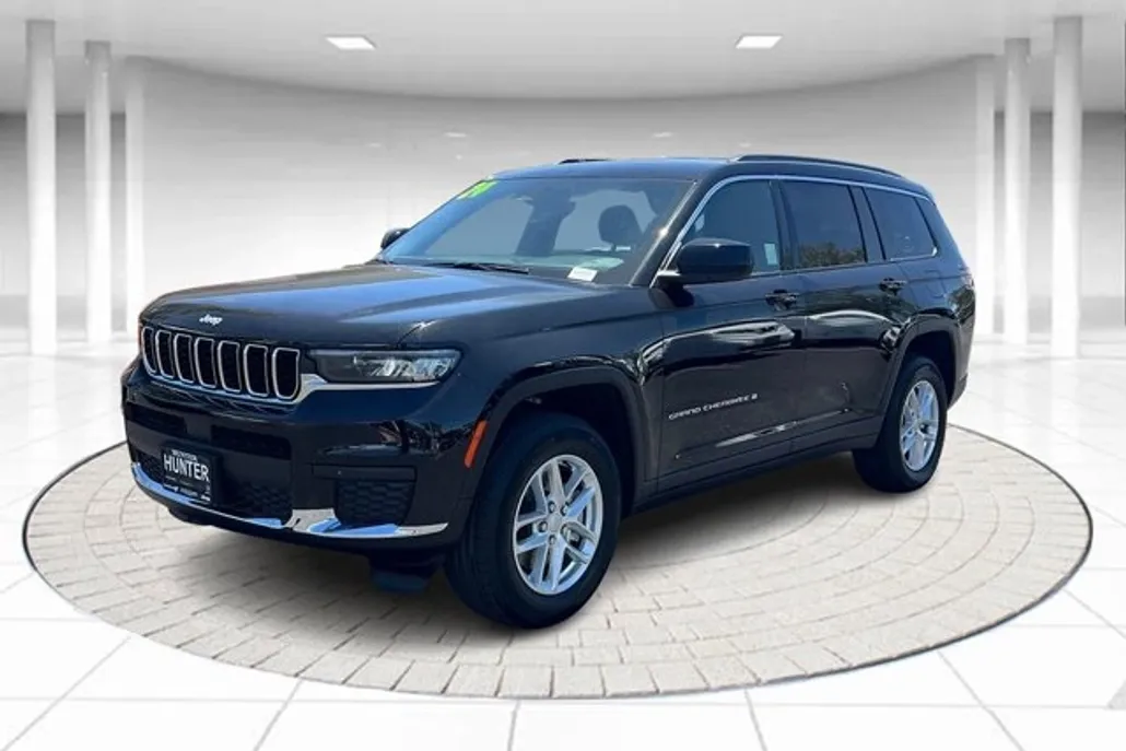 2024 Jeep Grand Cherokee Altitude photo 1
