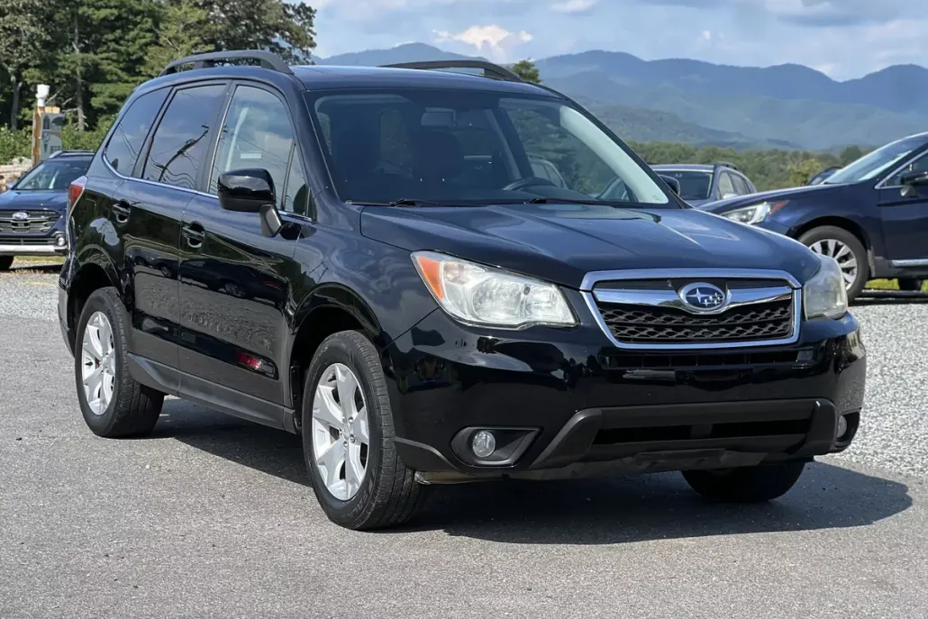 2015 Subaru Forester Limited photo 1