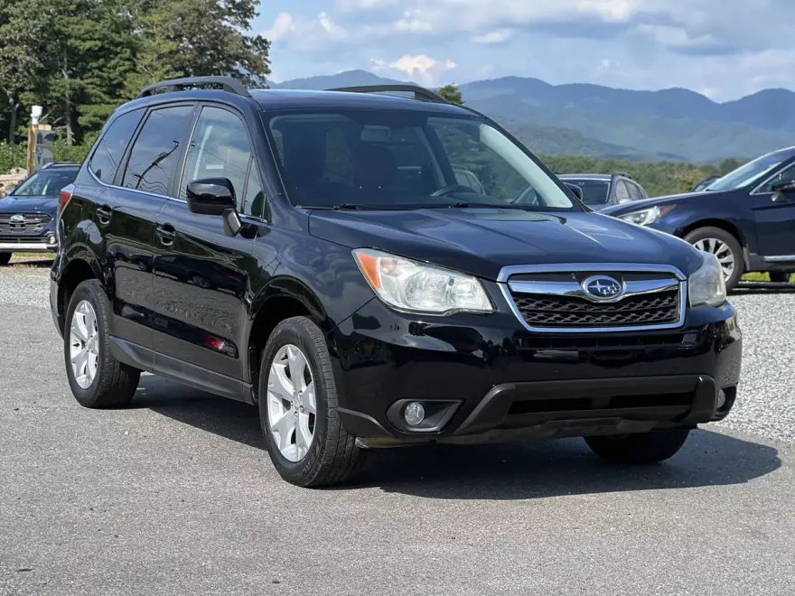 2015 Subaru Forester Limited photo 1