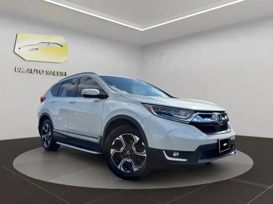 2018 Honda CR-V Touring photo 1