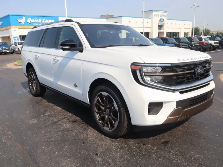 2025 Ford Expedition MAX King Ranch photo 1