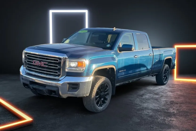 2018 Gmc Sierra 2500 HD SLE photo 1