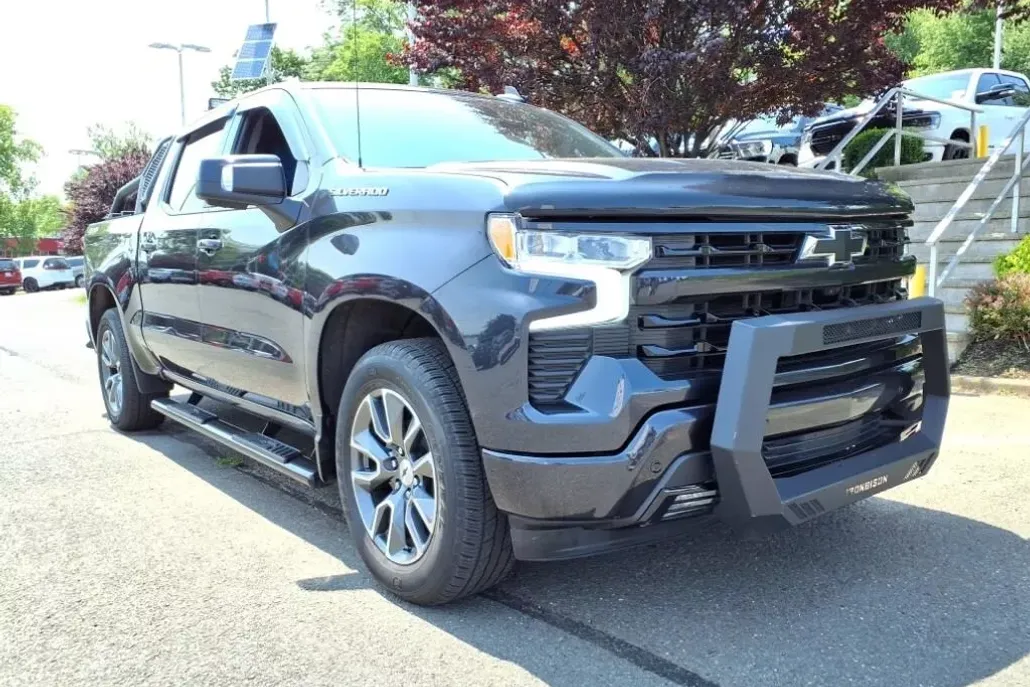 2024 Chevrolet Silverado 1500 RST photo 1