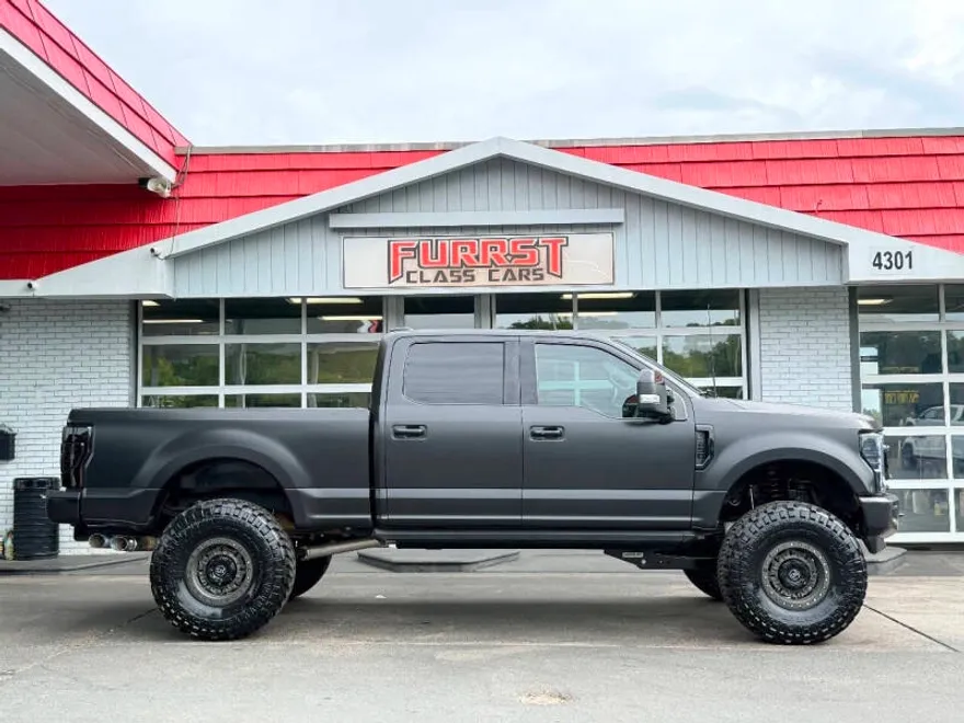 2022 Ford F-250 Platinum photo 1