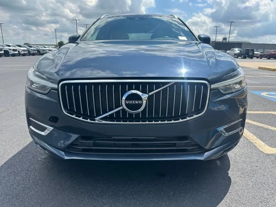 2021 Volvo XC60 Inscription photo 1