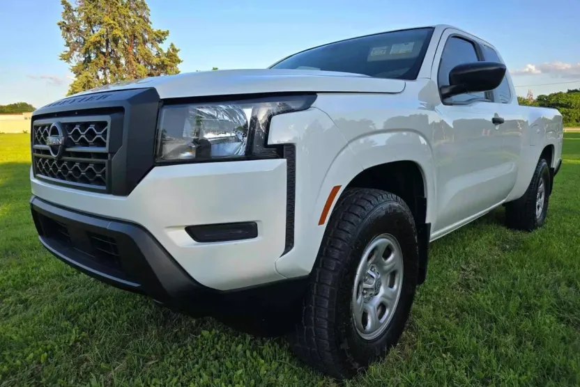 2022 Nissan Frontier King Cab S photo 1