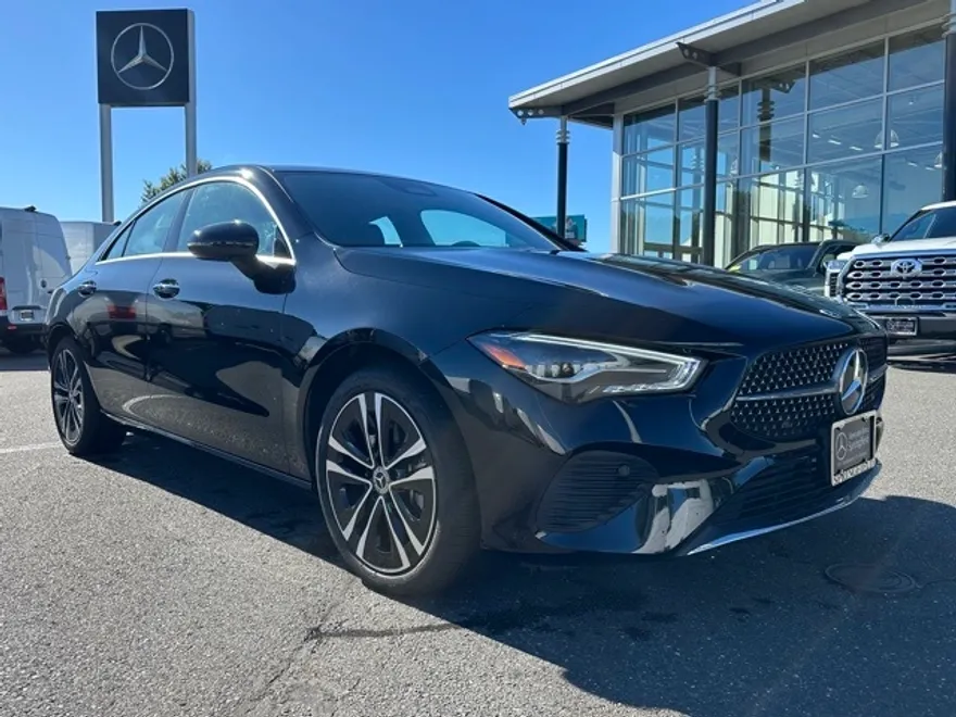 2025 Mercedes Benz CLA 250 4MATIC photo 1