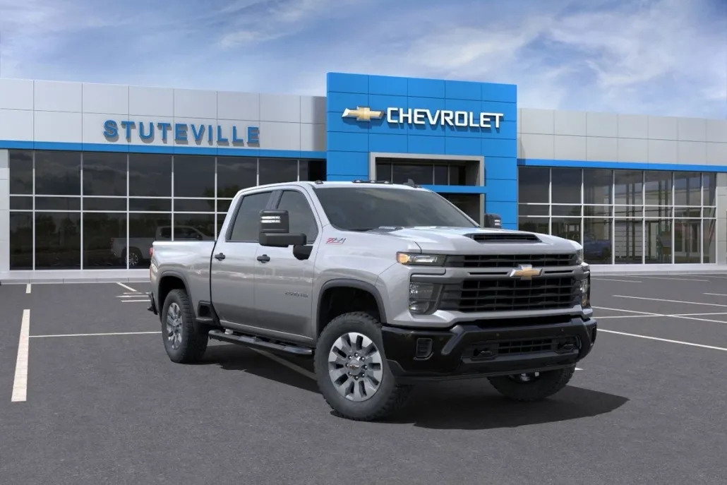 2025 Chevrolet Silverado 2500HD Custom photo 1