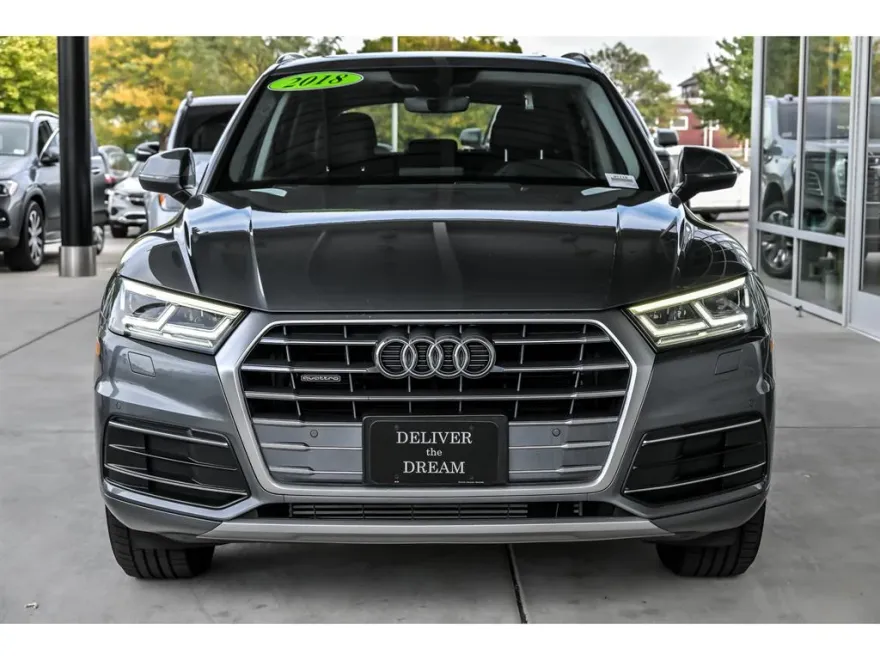 2018 Audi Q5 2.0T Premium Plus photo 1