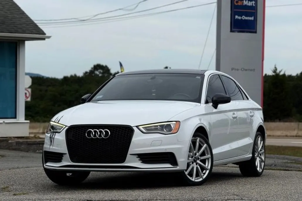 2015 Audi A3 2.0T Premium Plus photo 1