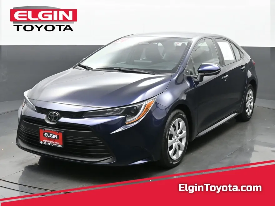 2024 Toyota Corolla LE photo 1
