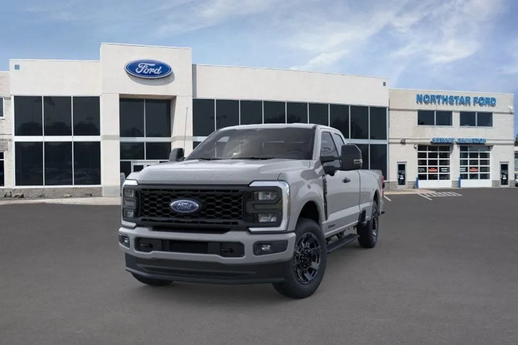 2025 Ford F-250 photo 1