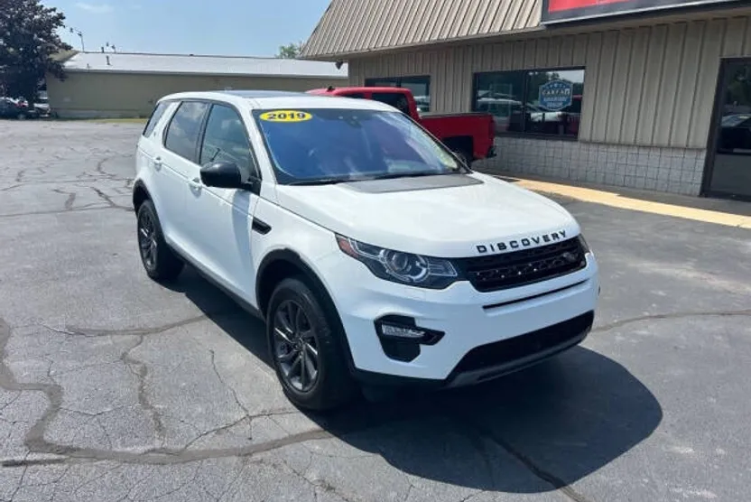 2019 Land Rover Discovery Sport HSE photo 1