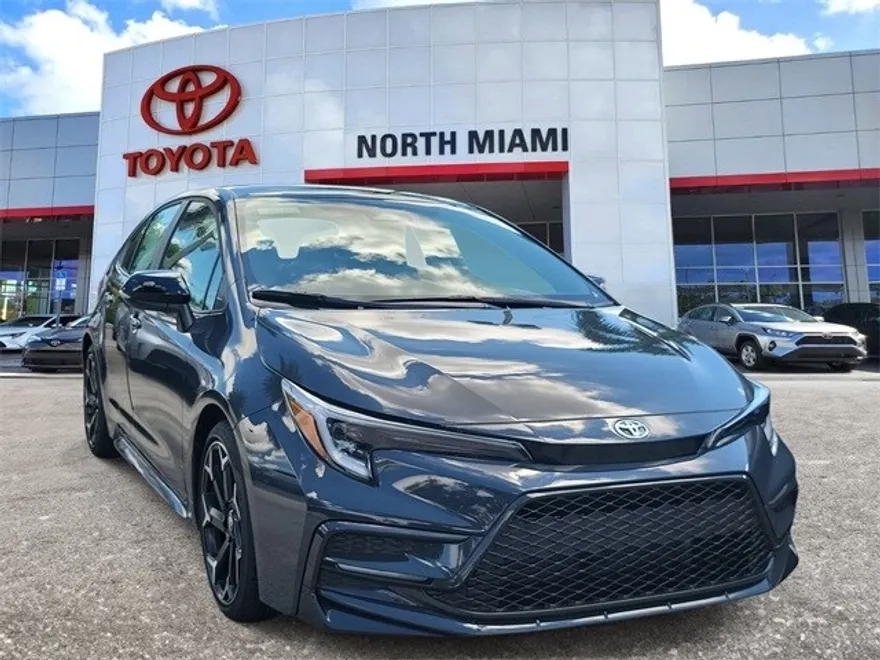 2025 Toyota Corolla SE photo 1