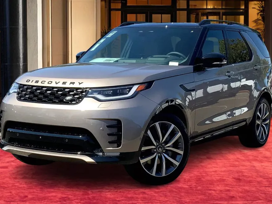 2025 Land Rover Discovery SE photo 1