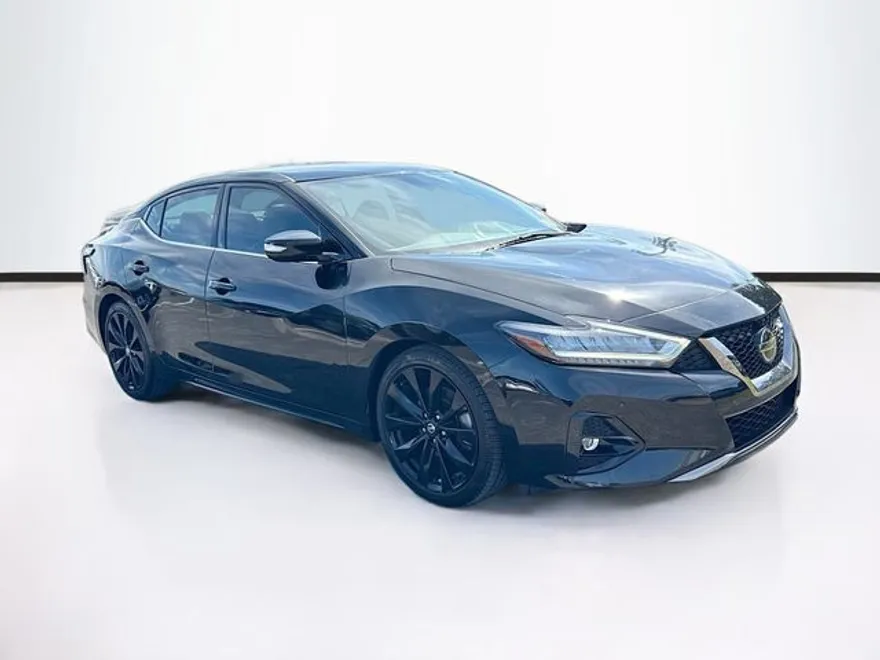 2019 Nissan Maxima SR photo 1