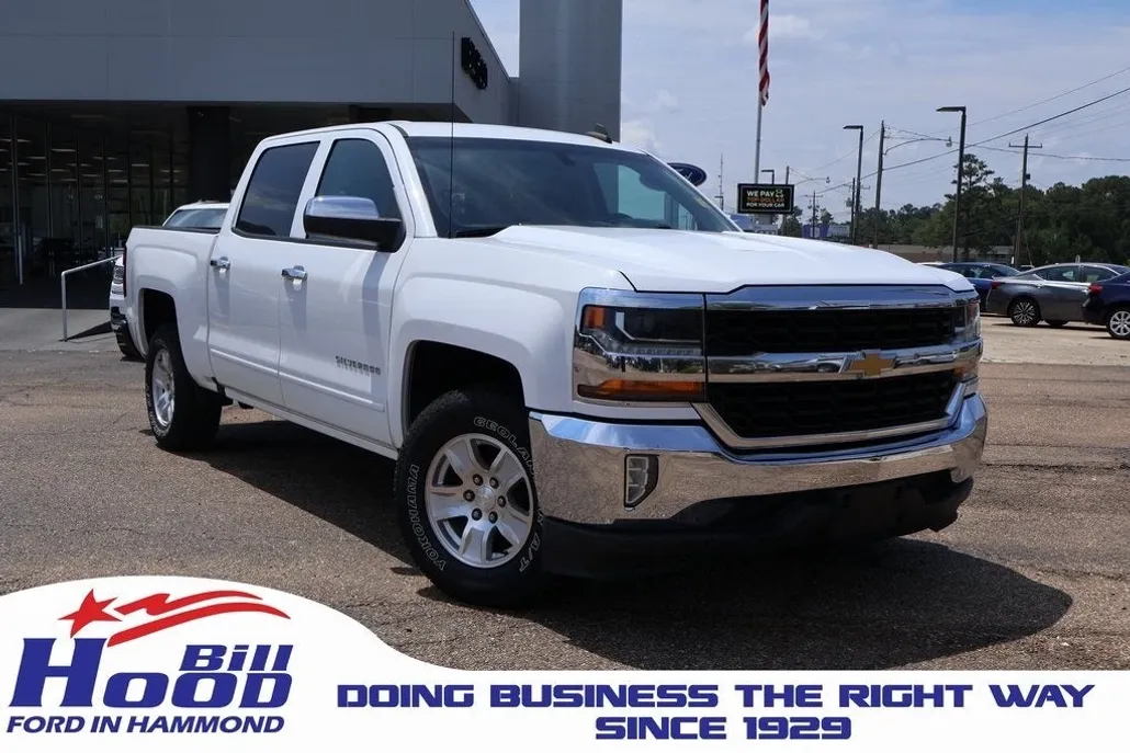 2018 Chevrolet Silverado 1500 LT photo 1