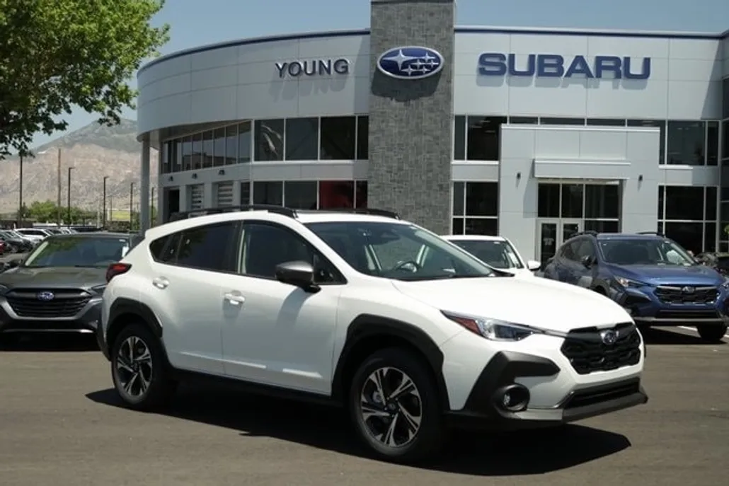 2025 Subaru Crosstrek Premium photo 1