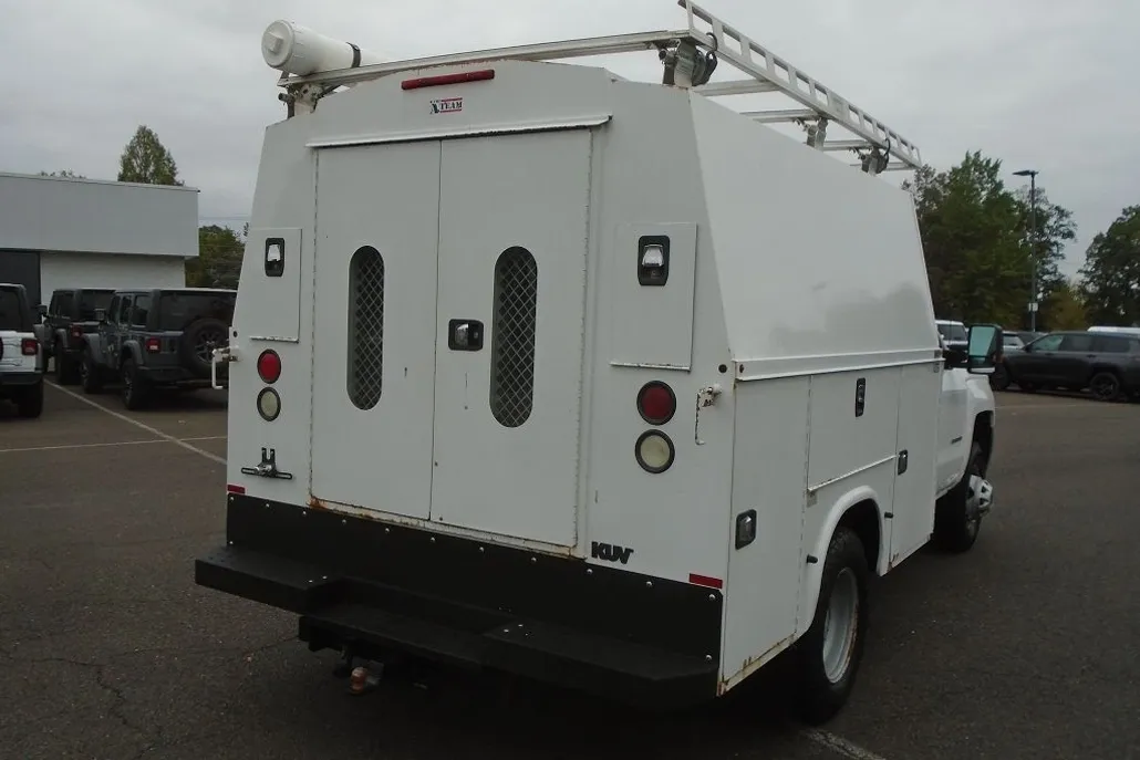 2015 Chevrolet Silverado 3500HD Work Truck photo 1