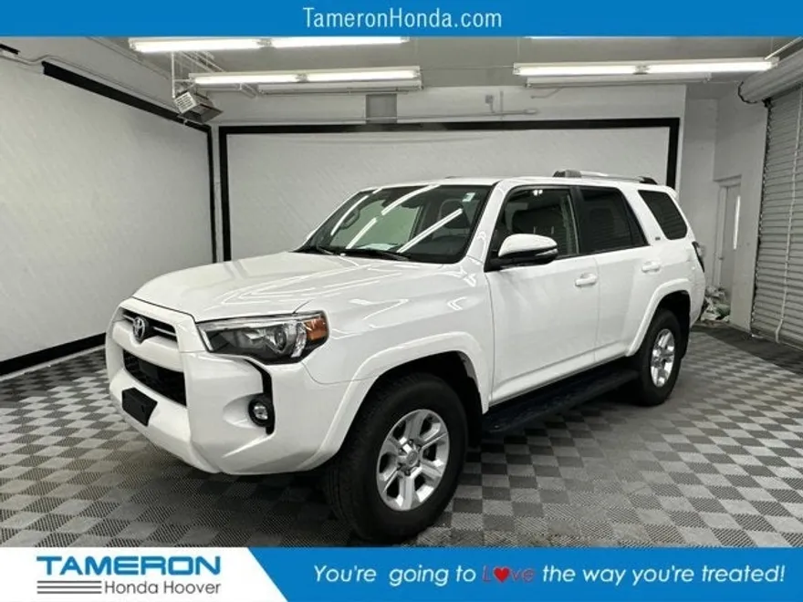 2024 Toyota 4Runner SR5 Premium photo 1