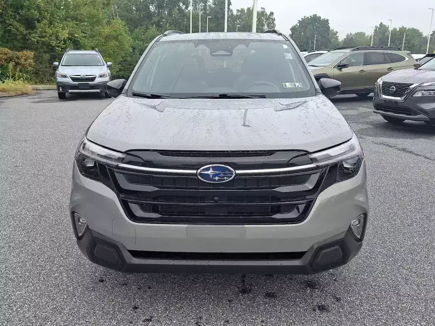 2025 Subaru Forester Touring photo 1