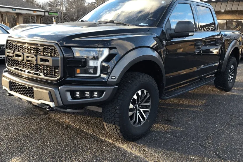 2020 Ford F-150 Raptor photo 1