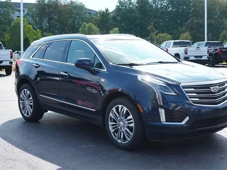 2017 Cadillac XT5 Premium Luxury photo 1