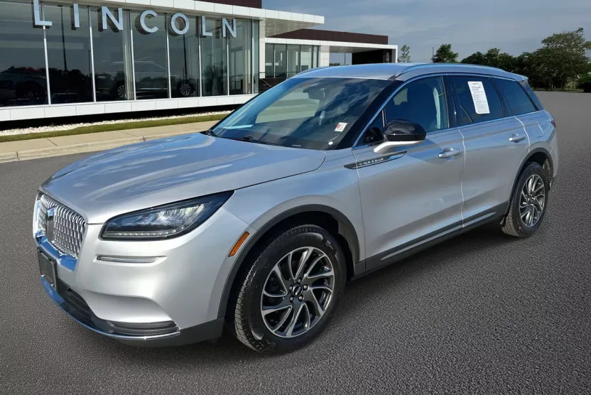 2020 Lincoln Corsair Standard photo 1