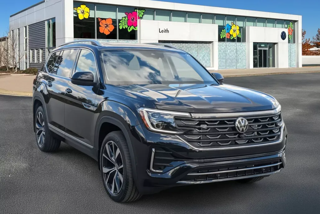 2025 Volkswagen Atlas SEL Premium R-Line photo 1