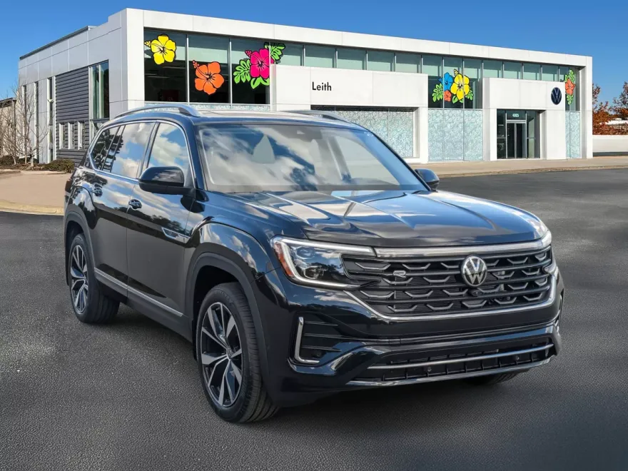 2025 Volkswagen Atlas SEL Premium R-Line photo 1