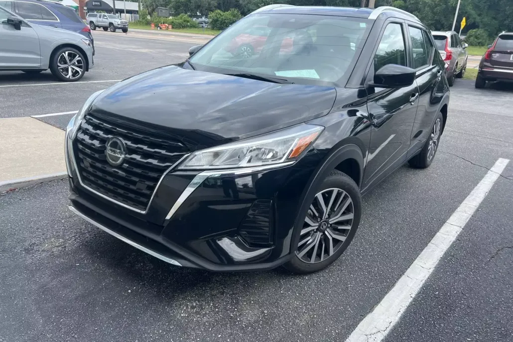 2021 Nissan Kicks SV photo 1