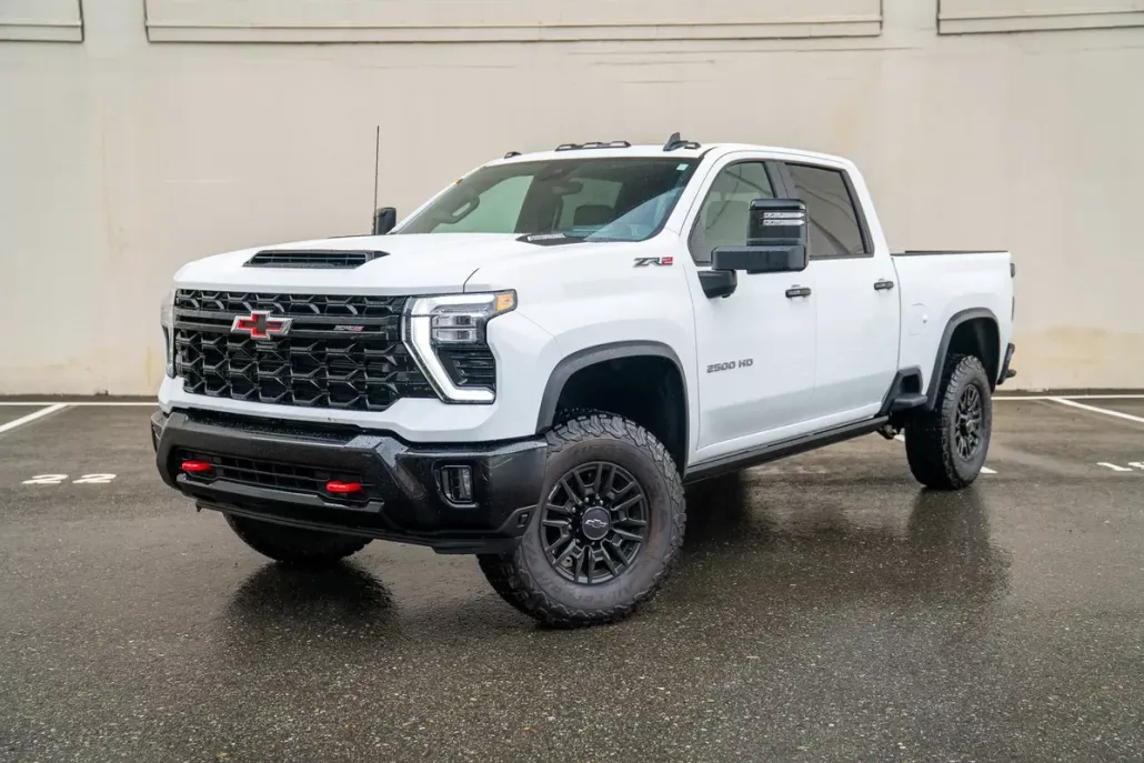 2024 Chevrolet Silverado 2500HD ZR2 photo 1