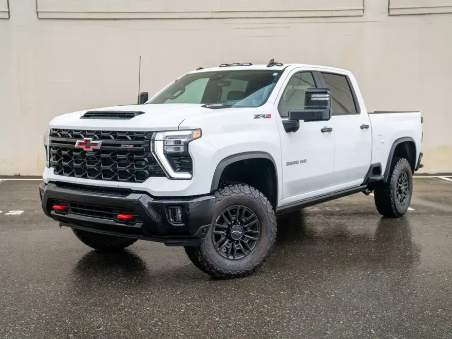 2024 Chevrolet Silverado 2500HD ZR2 photo 1